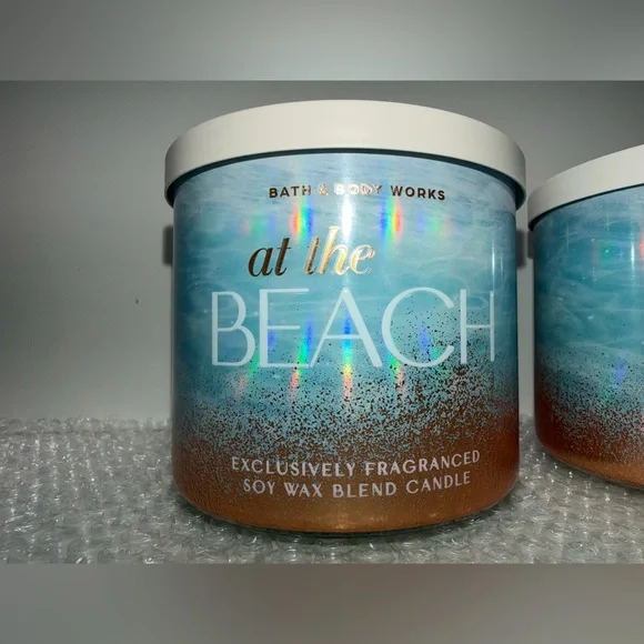 Bath & Body Works Candles Large At The Beach X2 - Picture 2 of 10